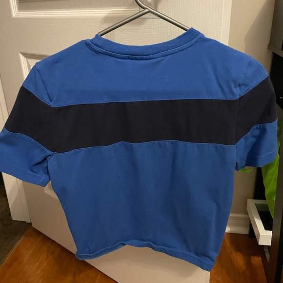 Fila crop top size medium - Picture 3 of 3